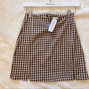 SOLD ⚡️🤎 RARE PLAID BRANDY MELVILLE SKIRT⚡️🤎